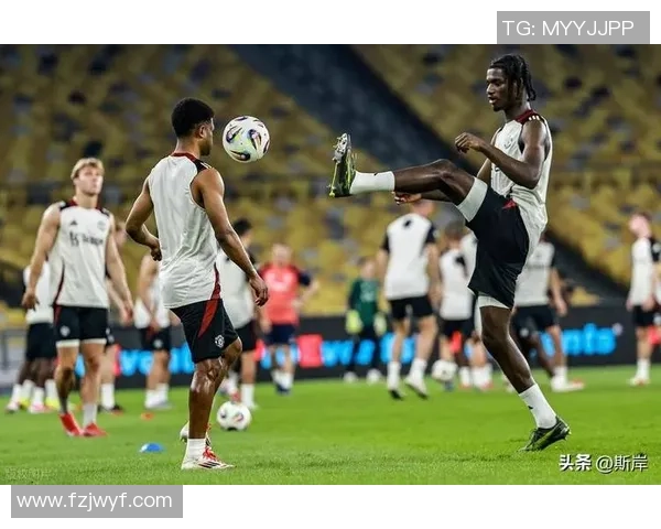 英超六强争抢埃永阿森纳曼联领衔激烈争夺战